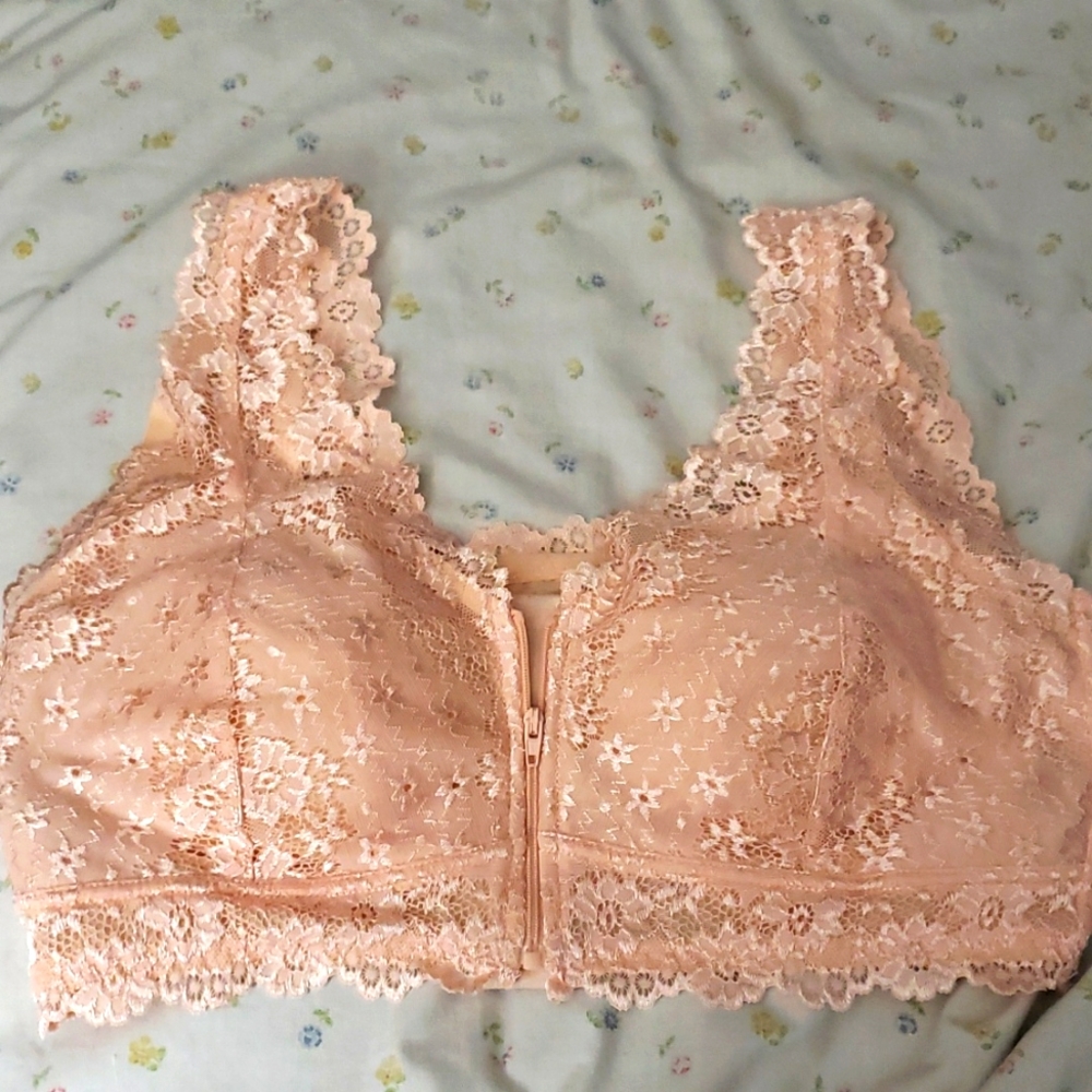 WOMENS BRA NWOT SIZE 3X